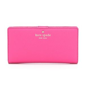 Stacy Cobble Hill Love Pink wallet
